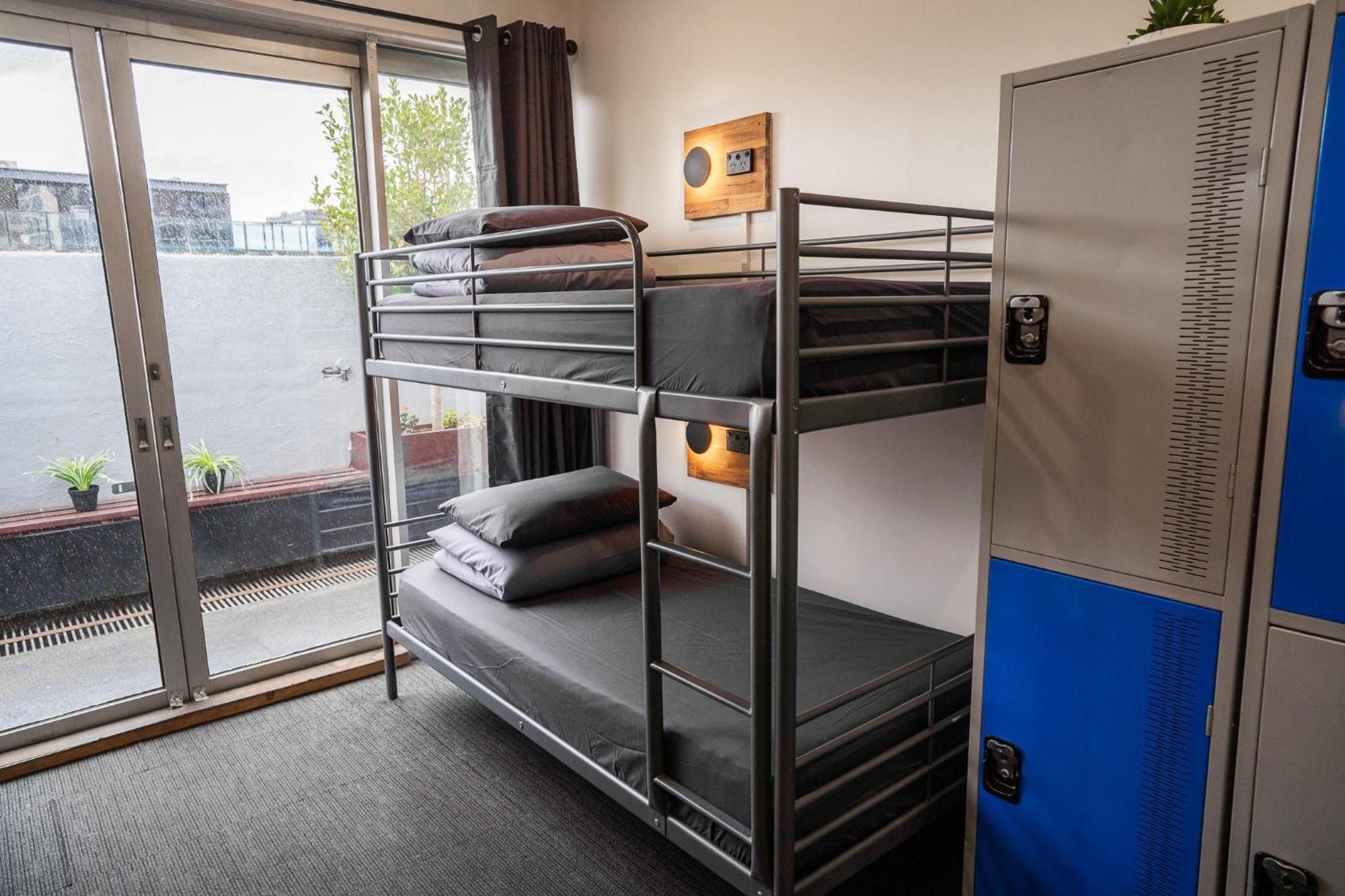 Hostel Mad Monkey Melbourne City Exterior foto